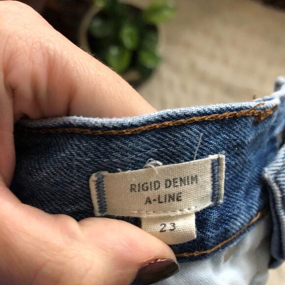 Madewell Denim A-Line Mini Skirt in Lakeline Wash - Picture 6 of 9